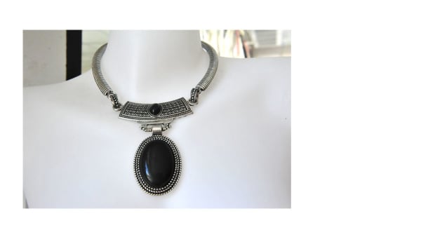 Necklace - Black