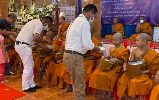 Learning From The Monks At Kongka Pimuk Temple